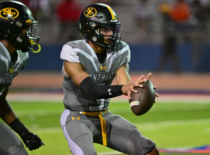 East St Louis St Frances Academy Illinois Maryland football 9-2-23 Tim Vizer 23606